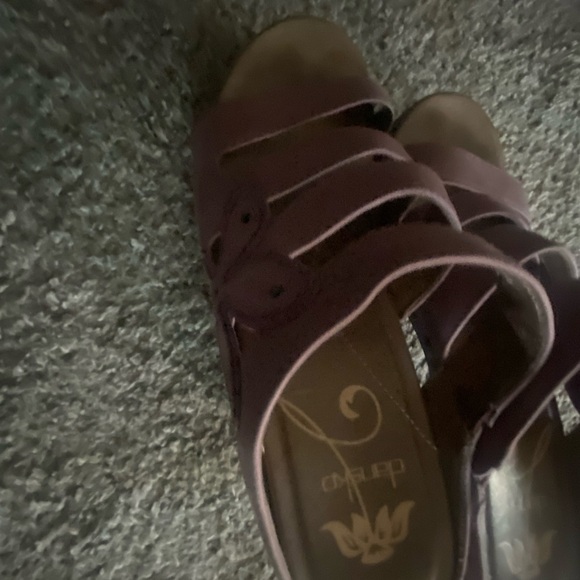 Dansko Purple Sandals Comfort Style - Picture 5 of 8